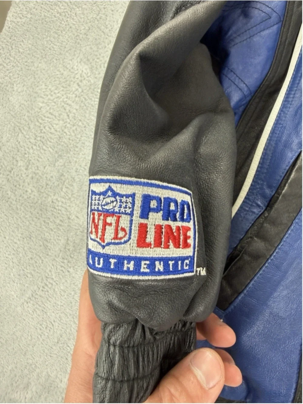 Vintage Dallas Cowboys Authentic Pro Line Men's Size Medium 100% Genuine Leather